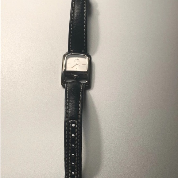 New Coach Legacy Watch Black Leather Straps - Picture 2 of 6